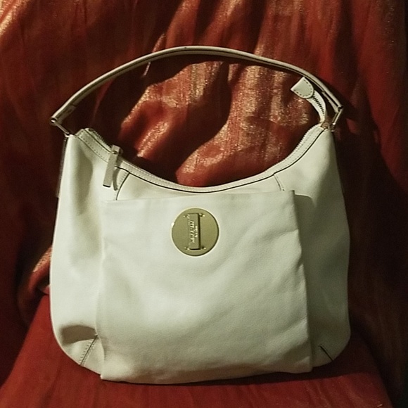 kate spade Handbags - Kate Spade Lori Wrightsville Hobo